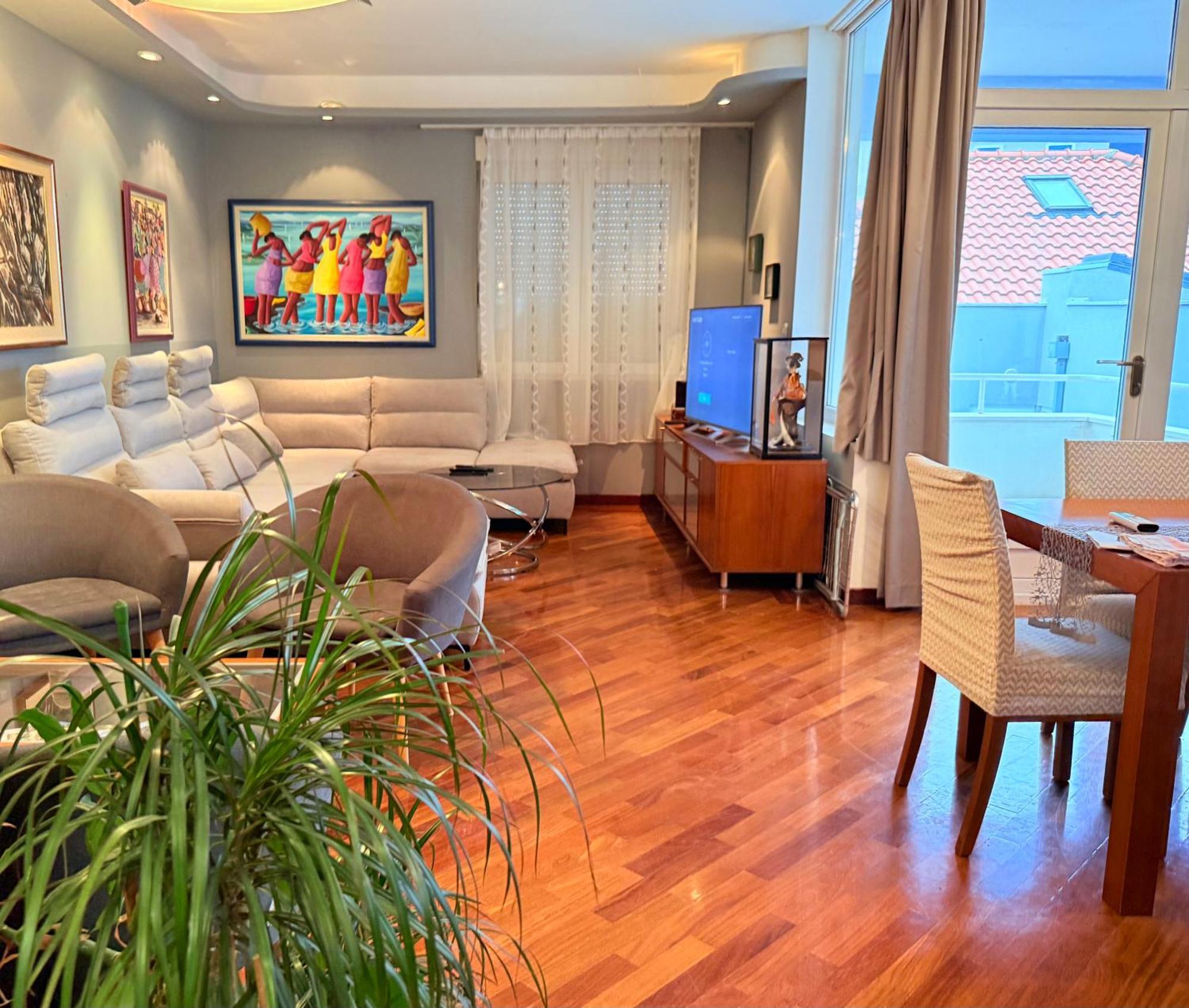 Blue Stella Luxury Apartment สปลิท ภายนอก รูปภาพ